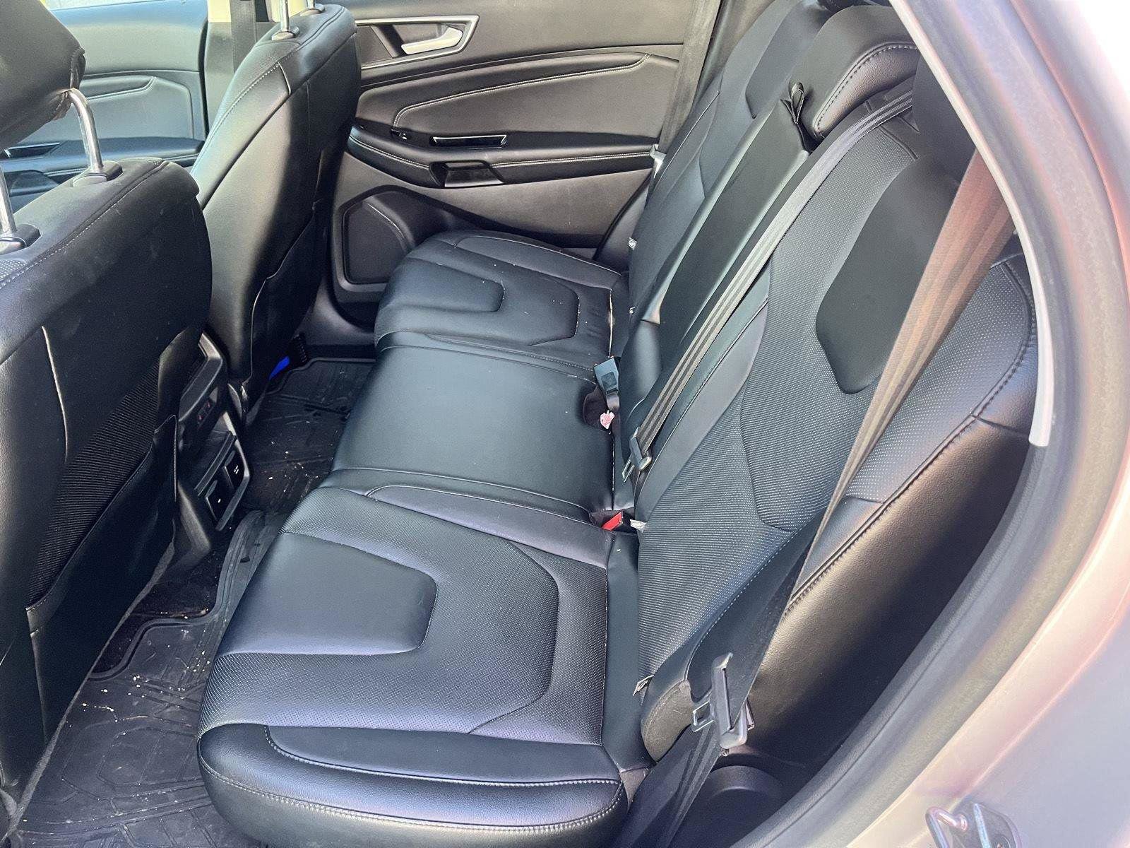 Used 2016 Ford Edge Titanium w/ Equipment Group 301A AWD/4WD image 13