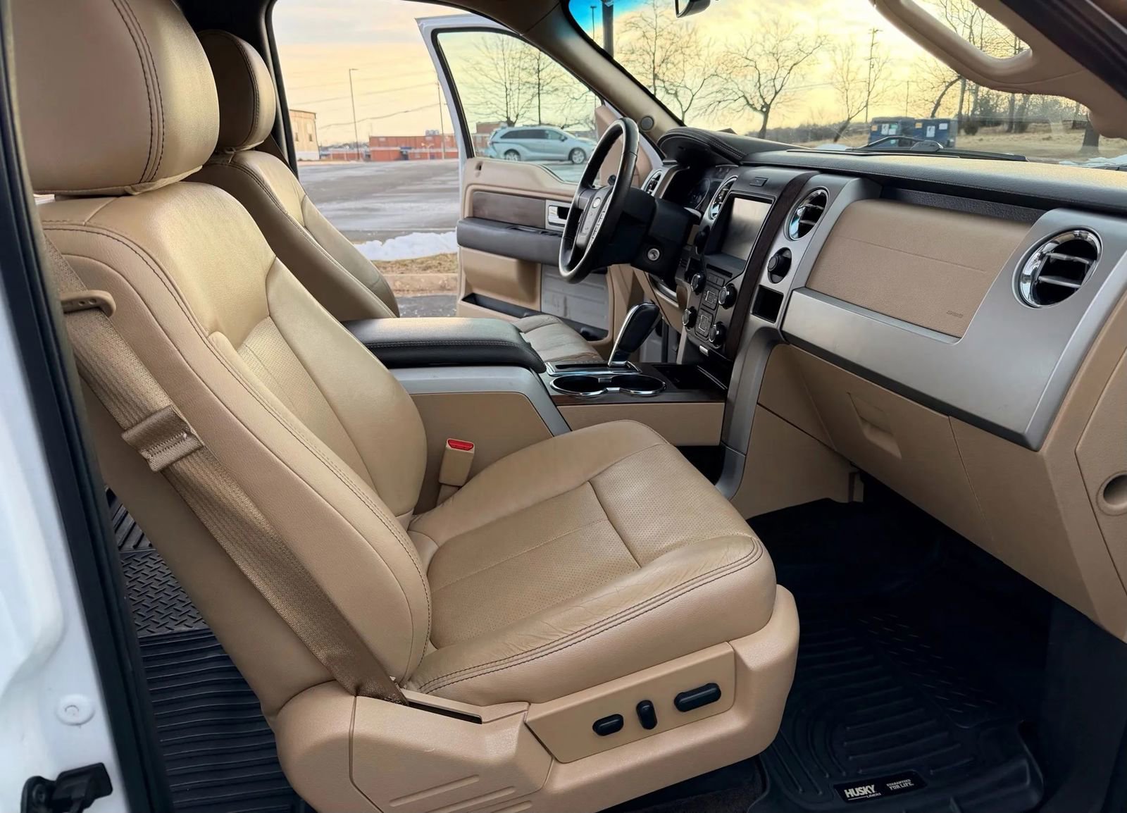 Used 2014 Ford F150 Lariat w/ Equipment Group 501A Mid image 12