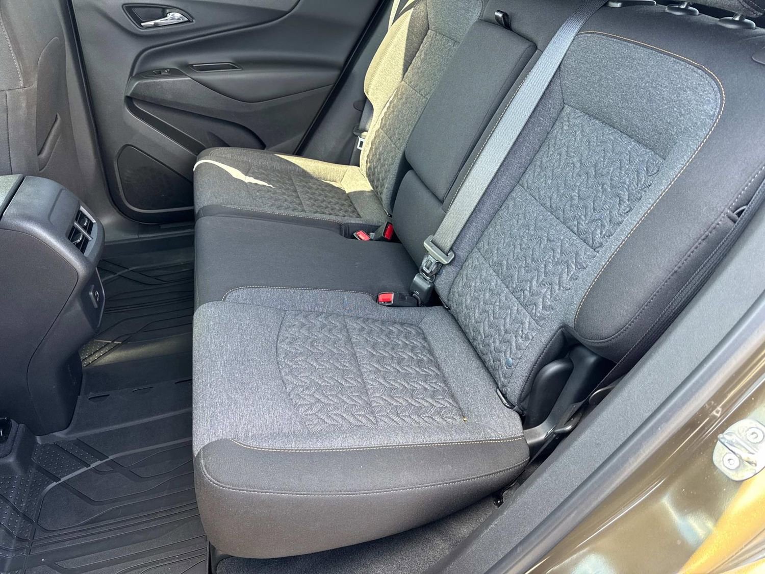 Used 2023 Chevrolet Equinox LT FWD image 15
