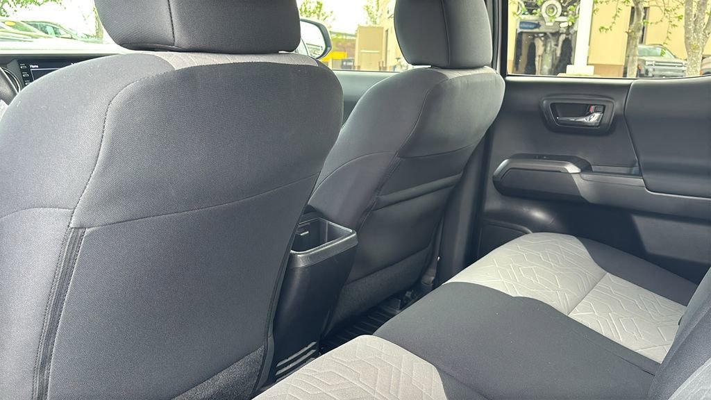 Used 2022 Toyota Tacoma TRD Sport image 32