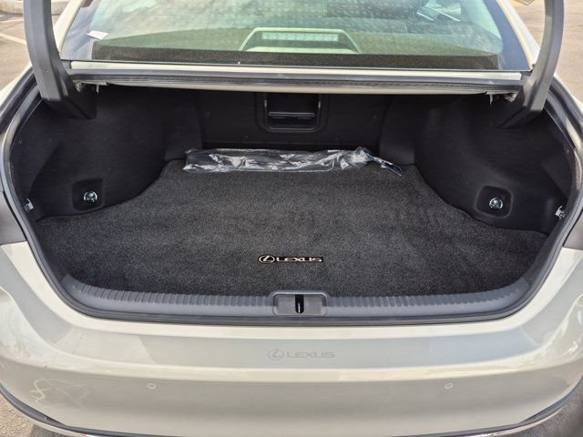 Used 2023 Lexus ES 300h w/ Premium Package FWD image 32