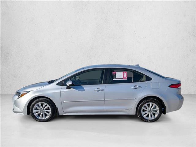 Used 2025 Toyota Corolla LE w/ LE Premium Package image 9