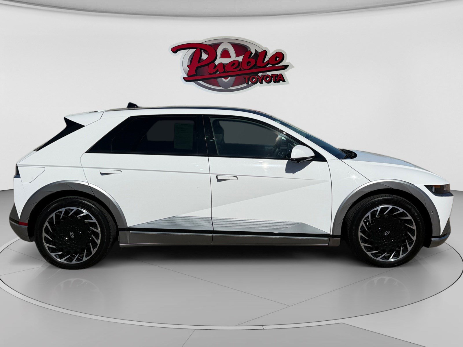 Used 2024 Hyundai Ioniq 5 Limited AWD/4WD image 6