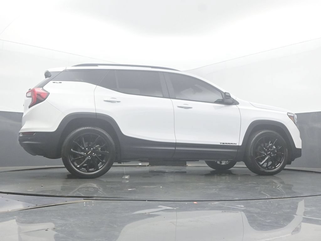 Used 2024 GMC Terrain SLE w/ Driver Convenience Package FWD image 50