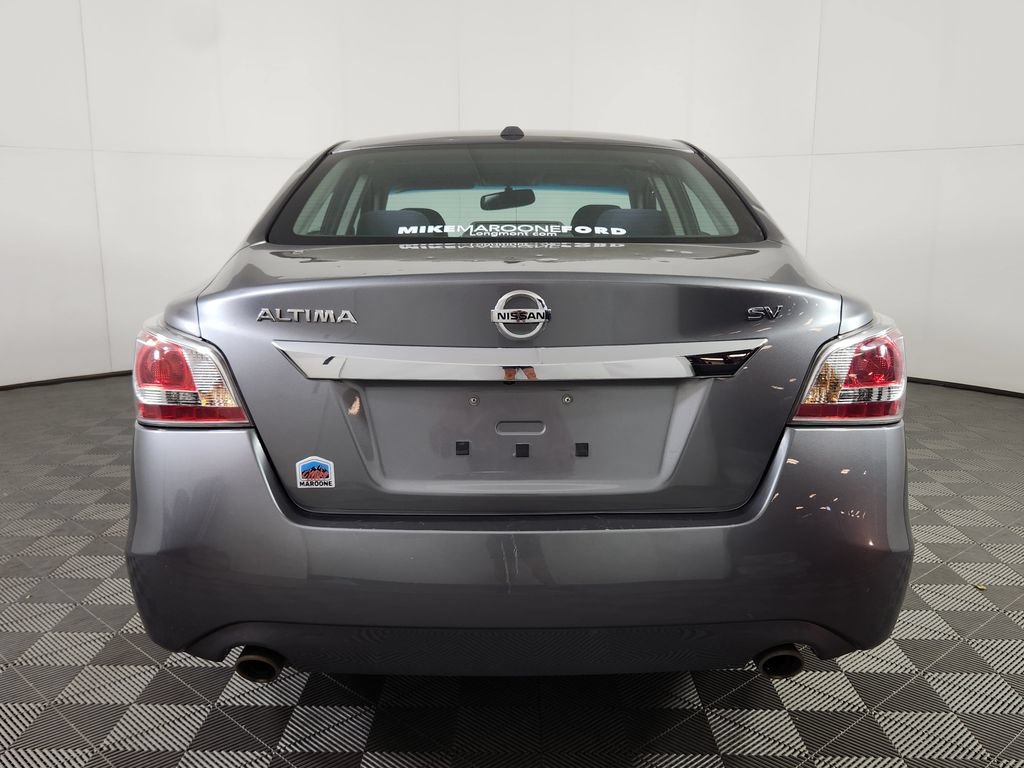 Used 2015 Nissan Altima 2.5 SV w/ Convenience Package FWD image 6
