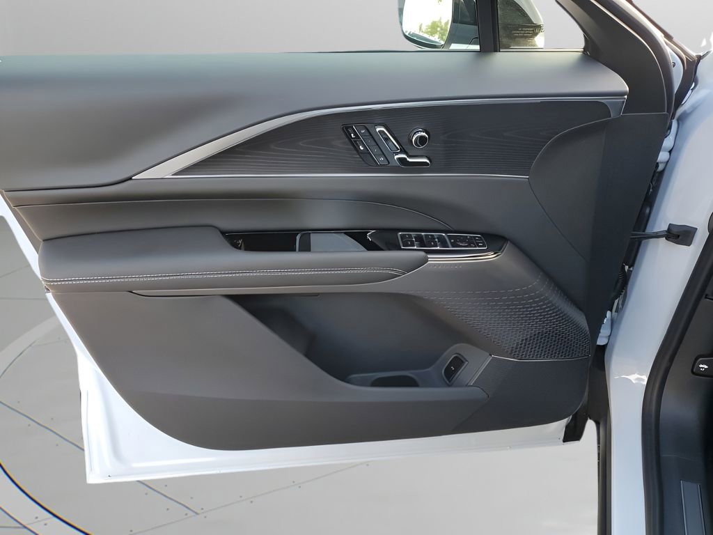 New 2026 Cadillac Lyriq Sport image 25