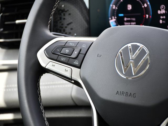 New 2026 Volkswagen Tiguan SE AWD/4WD image 20