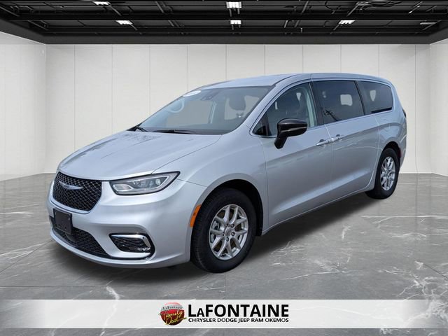 Used 2024 Chrysler Pacifica Touring-L