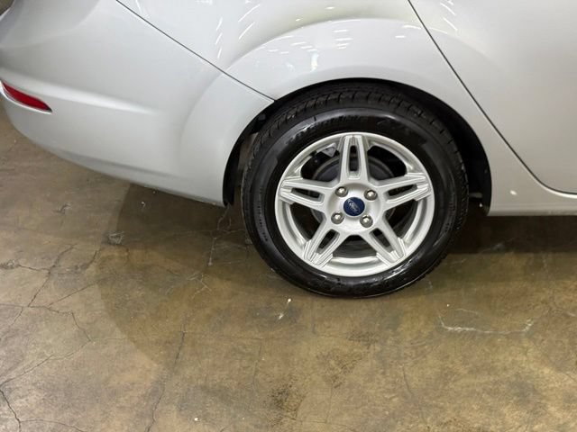 Used 2019 Ford Fiesta SE FWD image 5