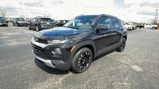 Used 2023 Chevrolet TrailBlazer LT w/ Convenience Package AWD/4WD image 4