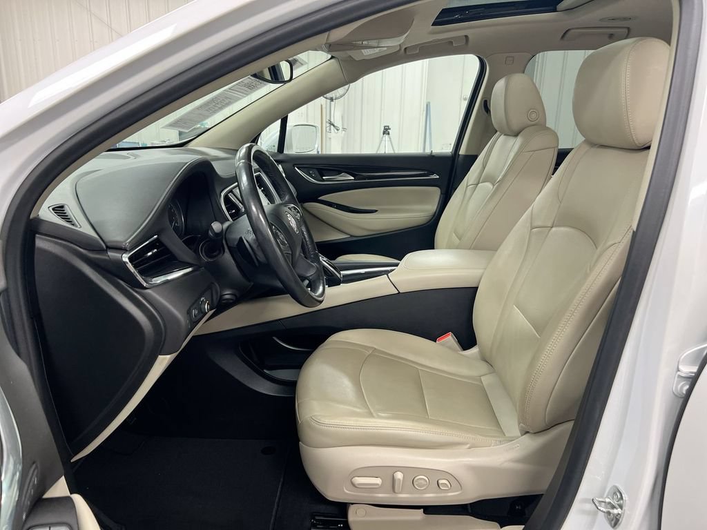 Used 2020 Buick Enclave Premium w/ Sun and Sites Package AWD/4WD image 21