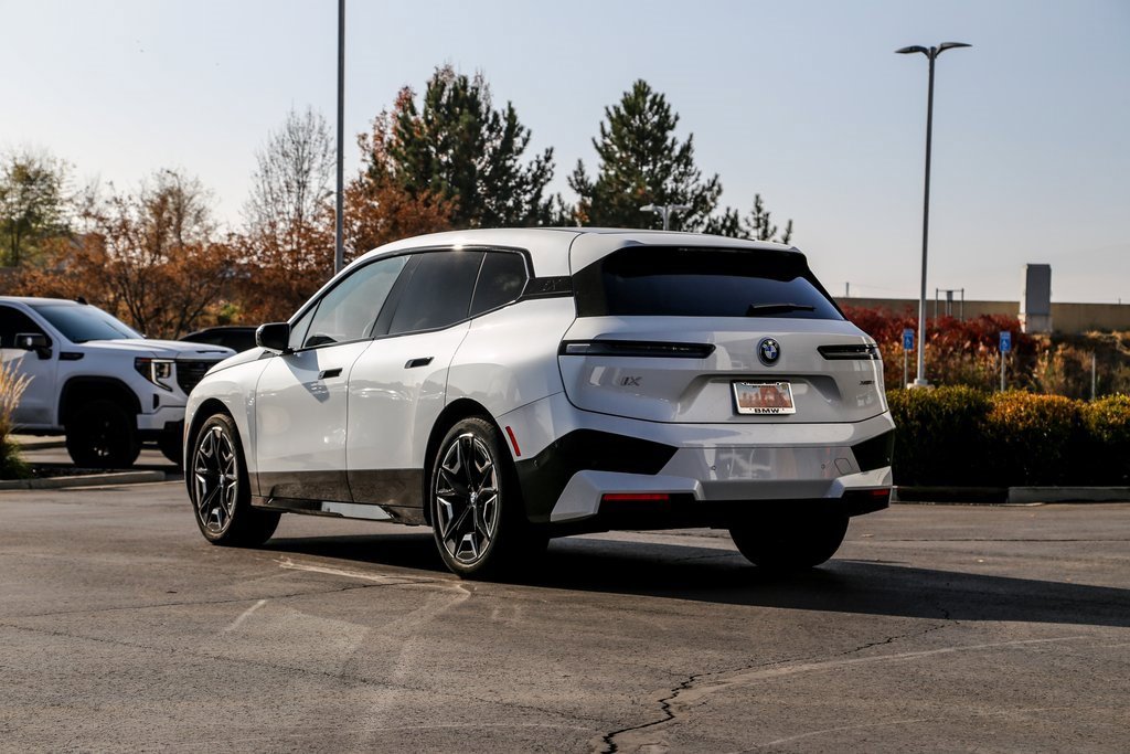 Used 2025 BMW iX xDrive50 w/ Premium Package image 3