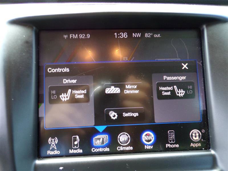 Used 2015 Chrysler 200 C w/ Navigation & Sound Group I image 37