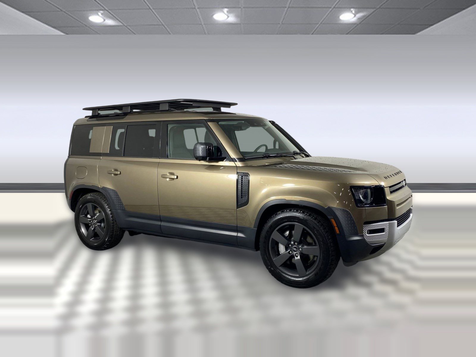 Used 2025 Land Rover Defender 110 S image 6