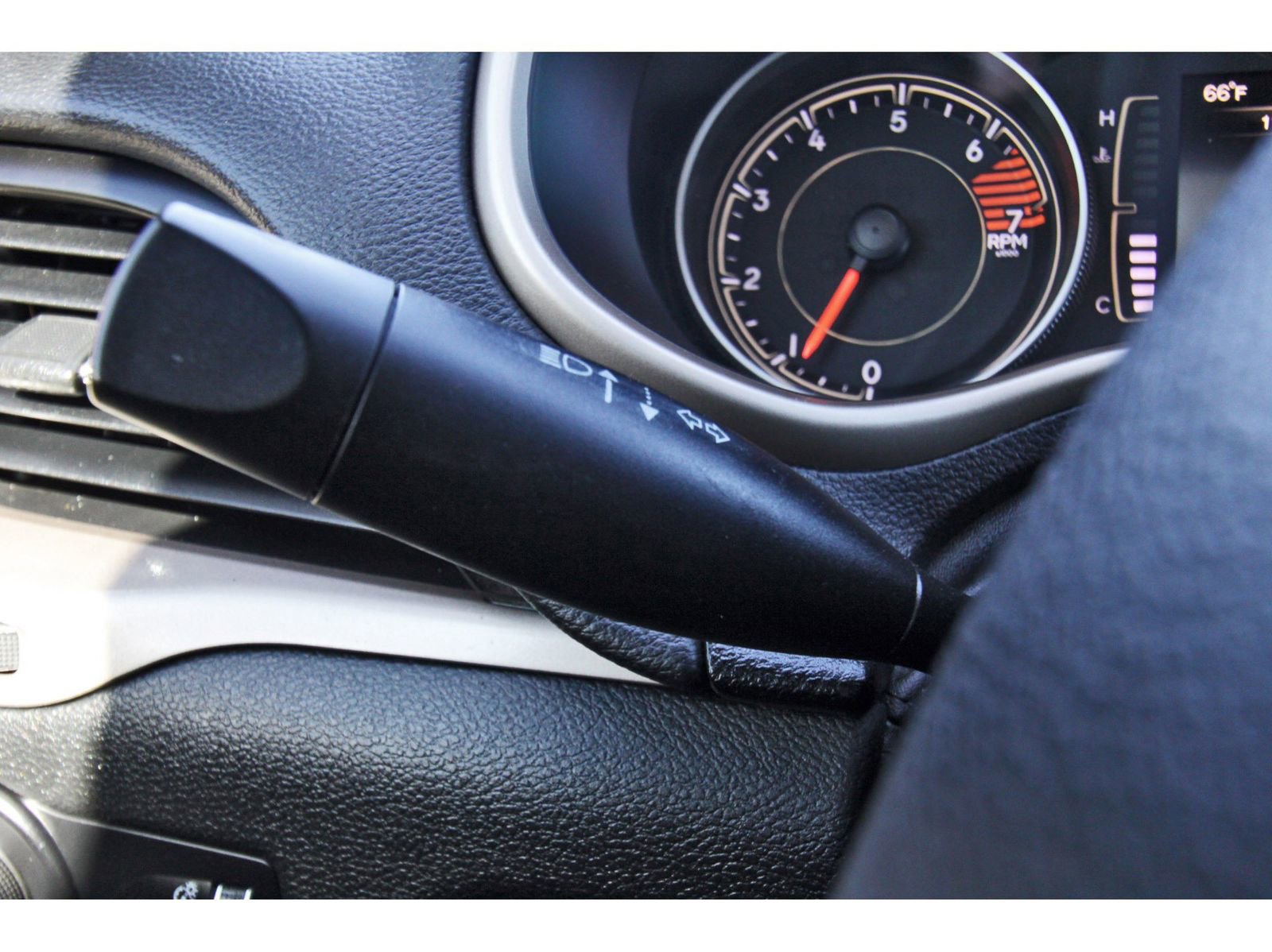 Used 2016 Jeep Cherokee Sport image 20