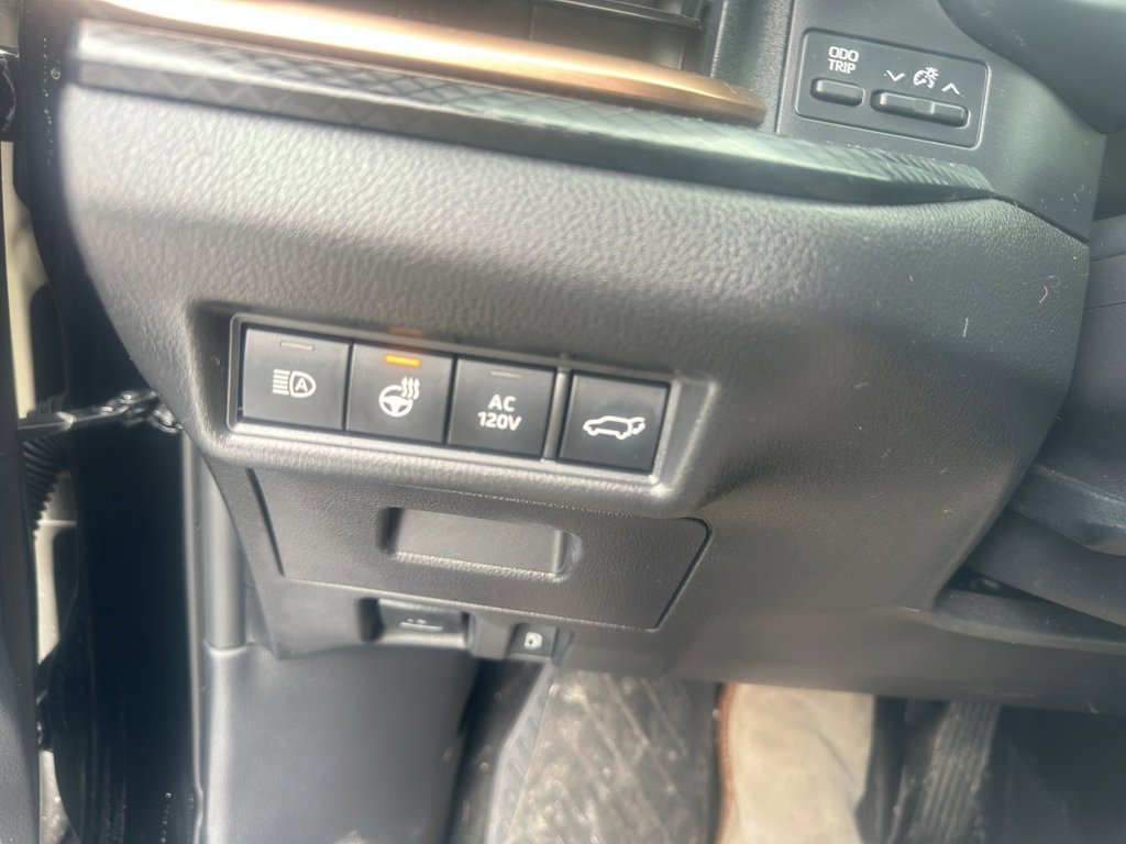 Used 2025 Toyota Grand Highlander AWD Hybrid image 13