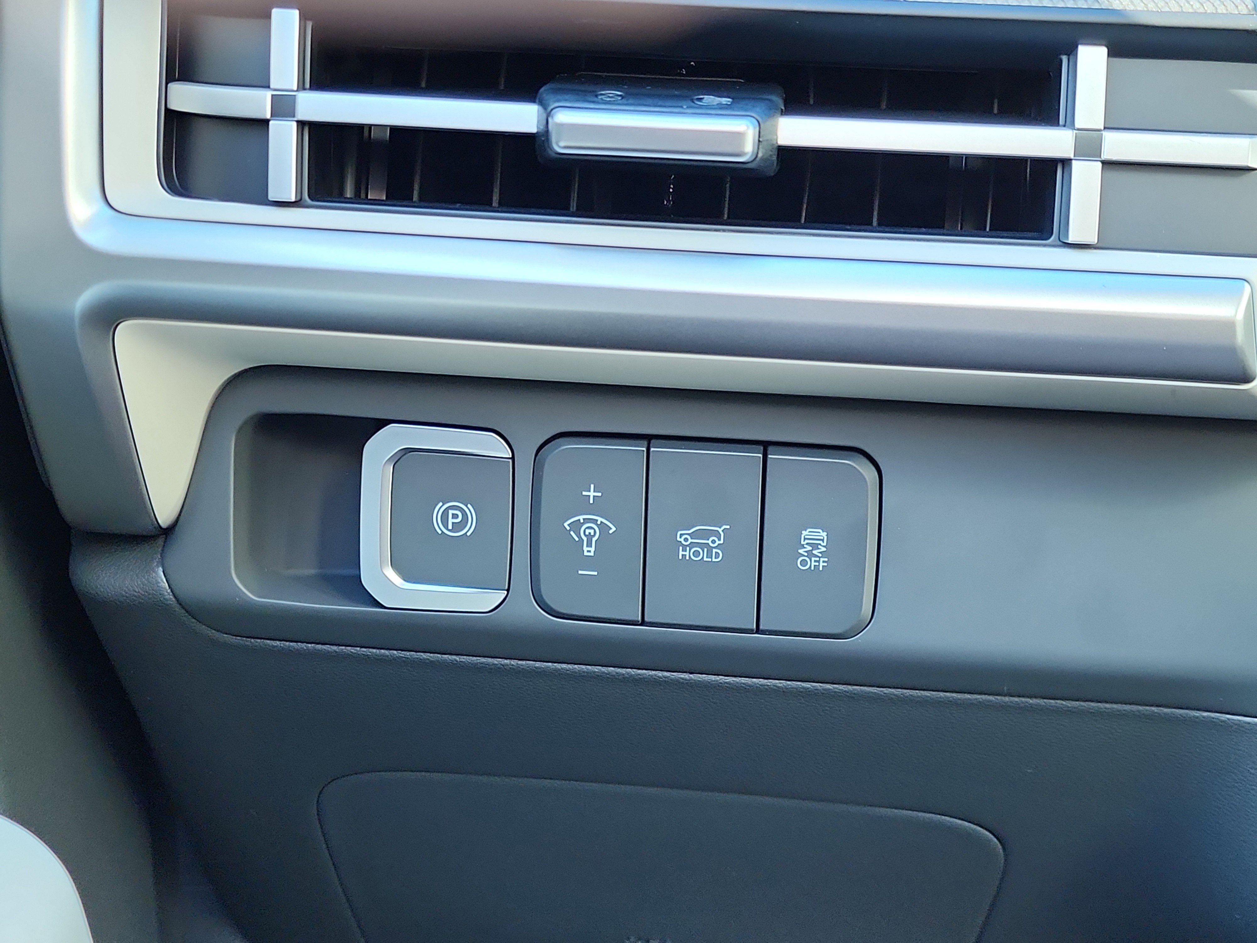 New 2026 Hyundai Santa Fe SE image 14