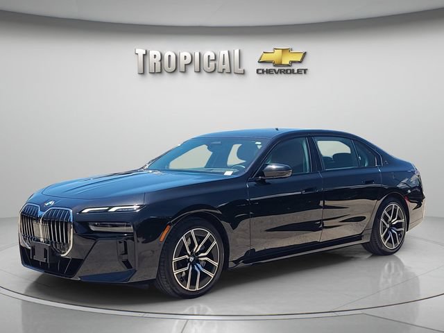 Used 2023 BMW 740i