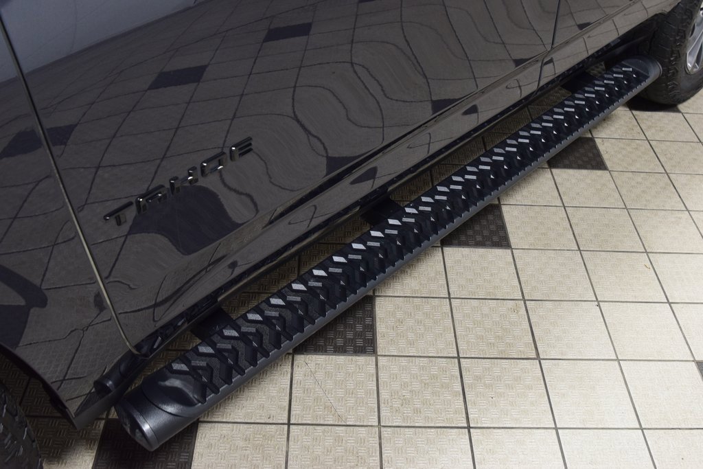 Used 2023 Chevrolet Tahoe Z71 w/ Z71 Off-Road Package image 29