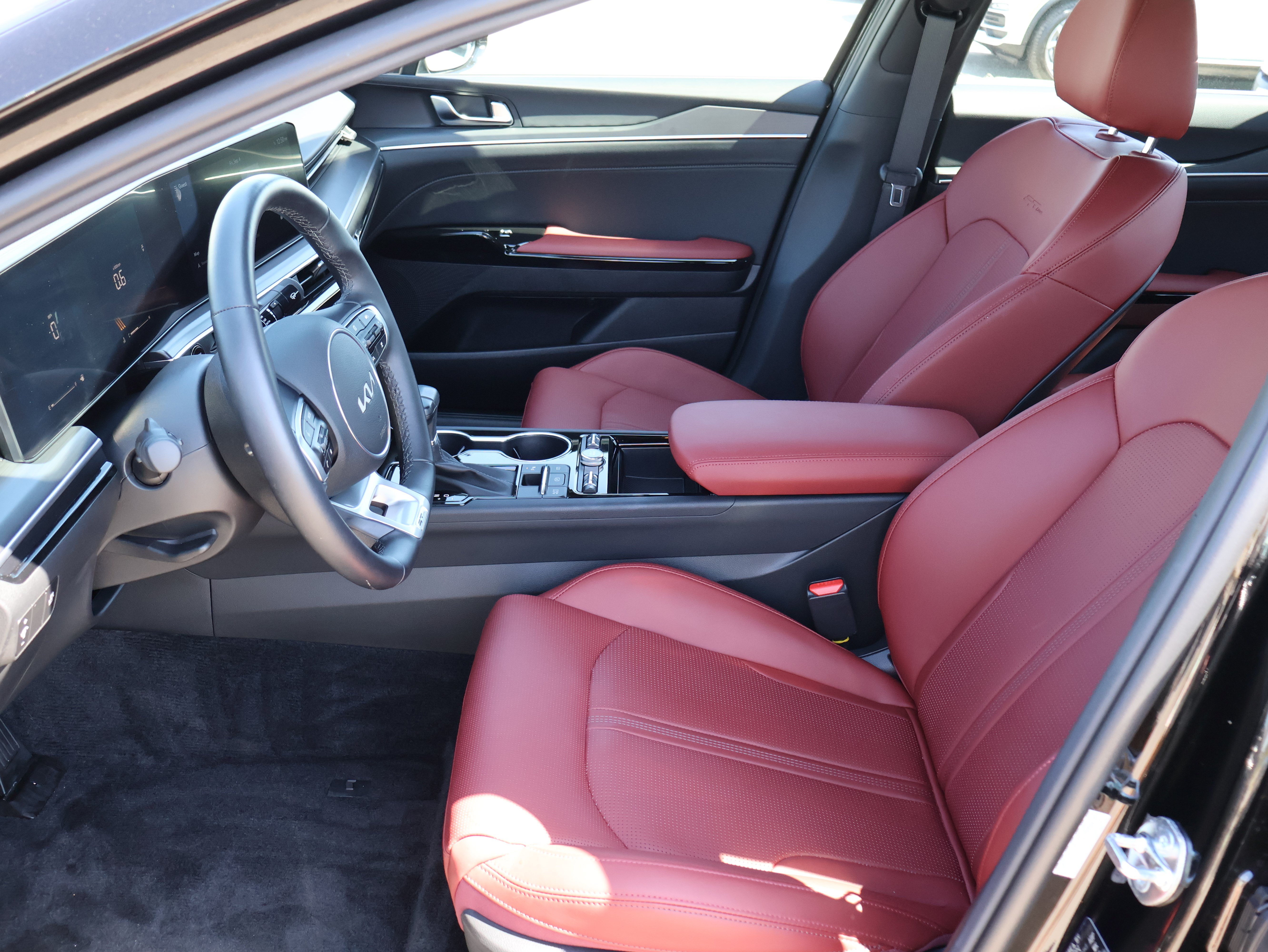 Used 2026 Kia K5 GT-Line w/ GT-Line Red Interior Package FWD image 16