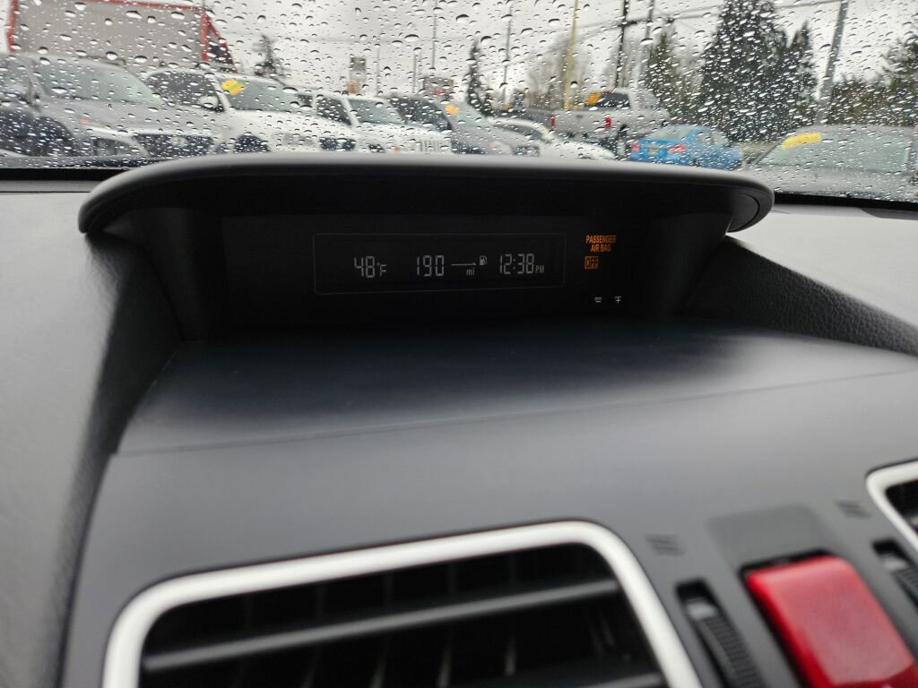 Used 2015 Subaru Crosstrek 2.0i Premium image 20