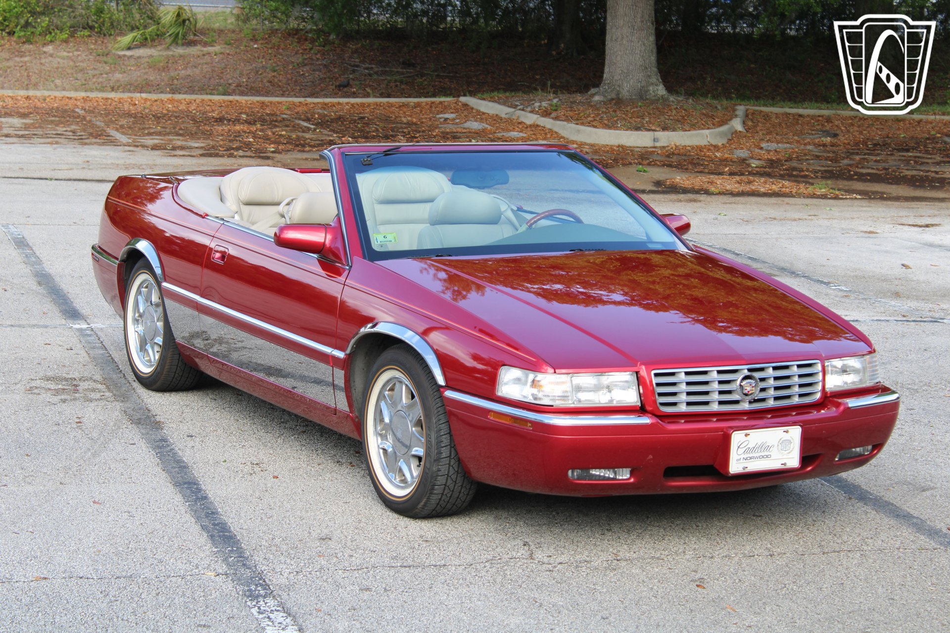 Used 2000 Cadillac Eldorado ESC w/ Comfort/Convenience Pkg image 13