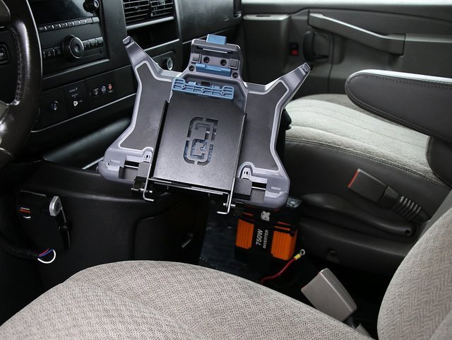 Used 2019 Chevrolet Express 3500 Work Van w/ Driver Convenience Package image 19