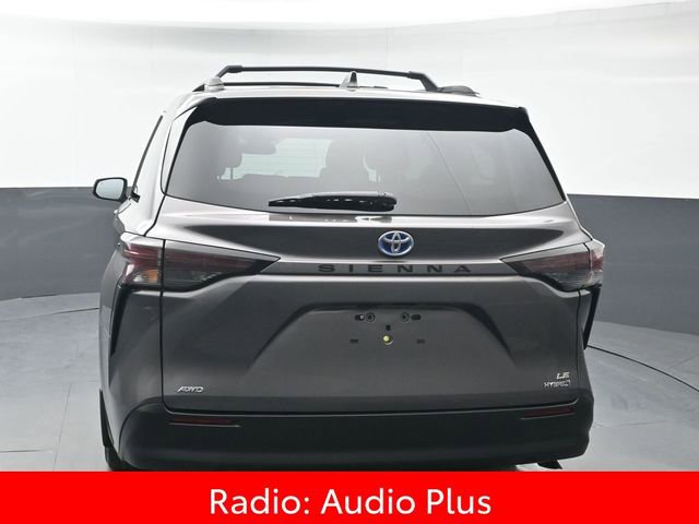 Certified 2024 Toyota Sienna LE w/ LE Plus Package image 5