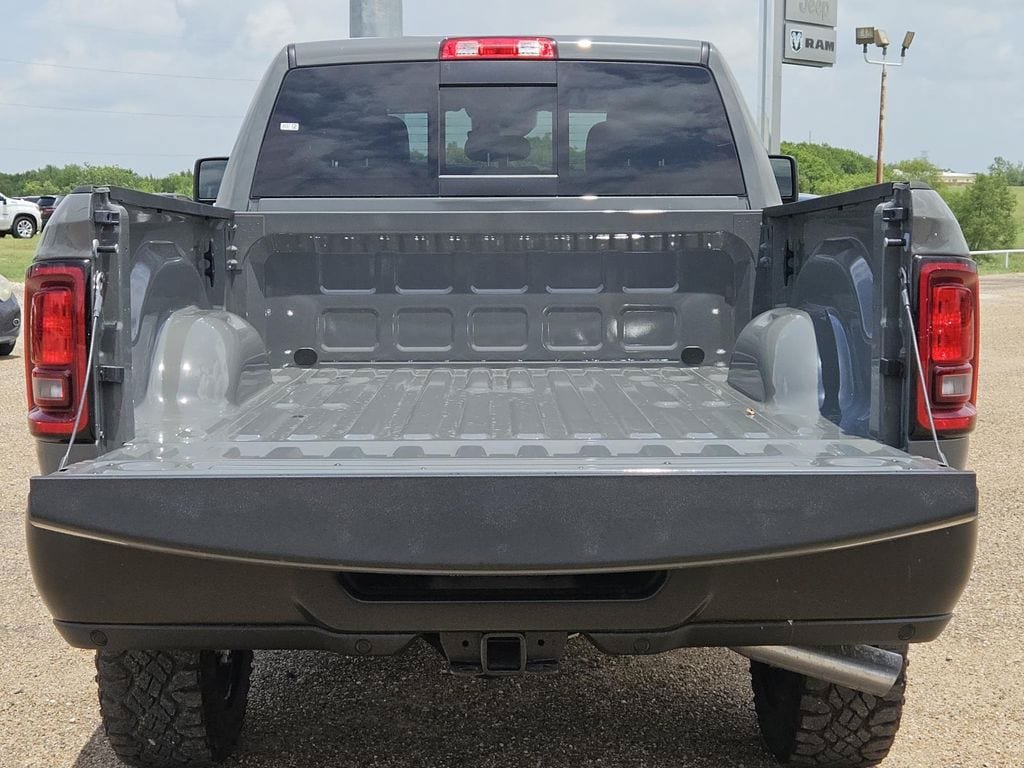 New 2026 RAM 2500 Warlock AWD/4WD image 8