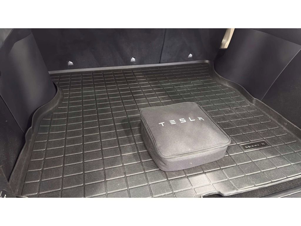 Used 2019 Tesla Model X 75D AWD/4WD image 9