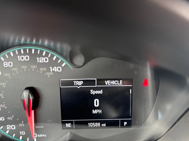 Used 2022 Chevrolet Trax LT w/ LT Convenience Package image 27