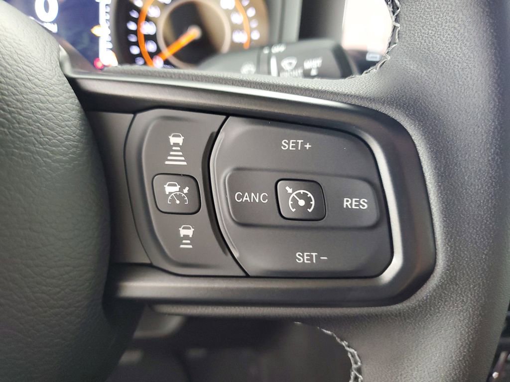 New 2025 Jeep Gladiator Sport image 24