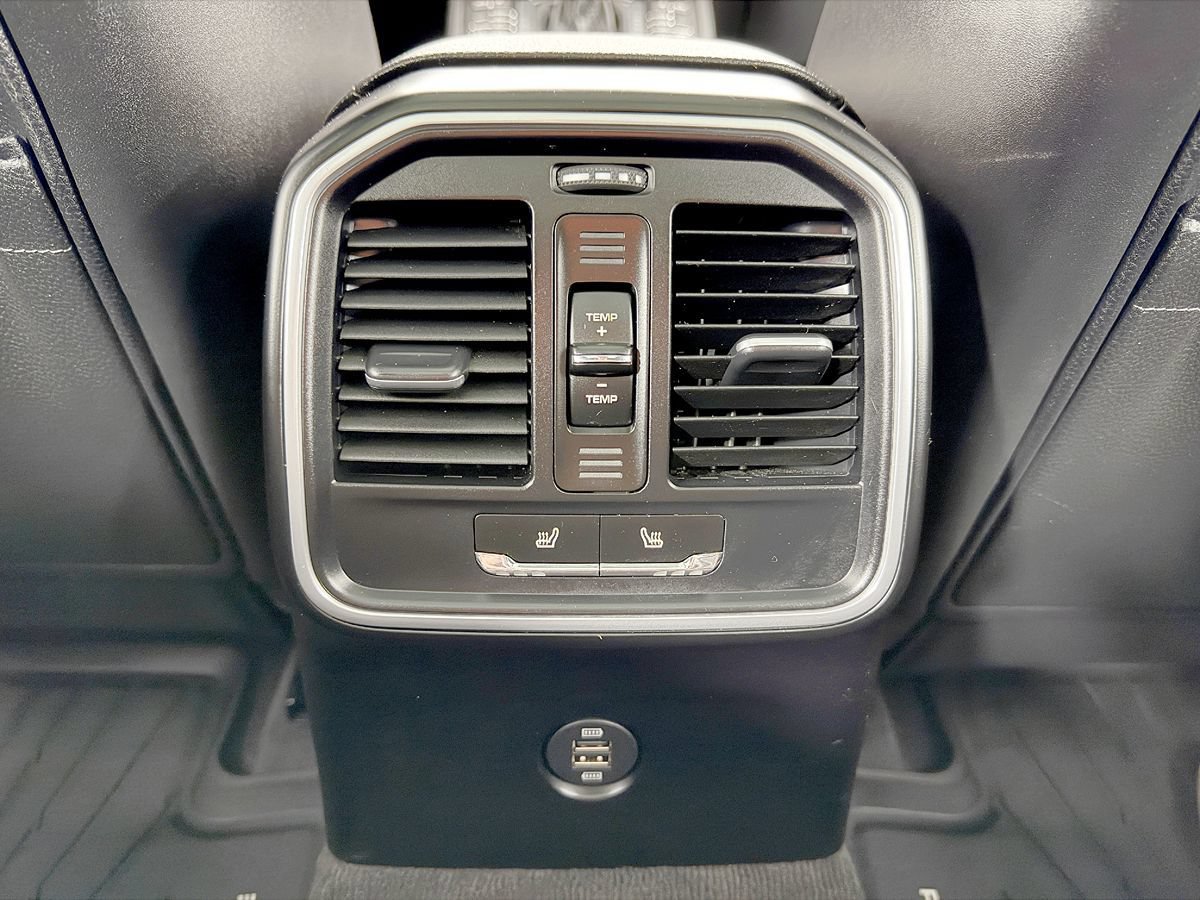 Used 2018 Porsche Macan S AWD/4WD image 57