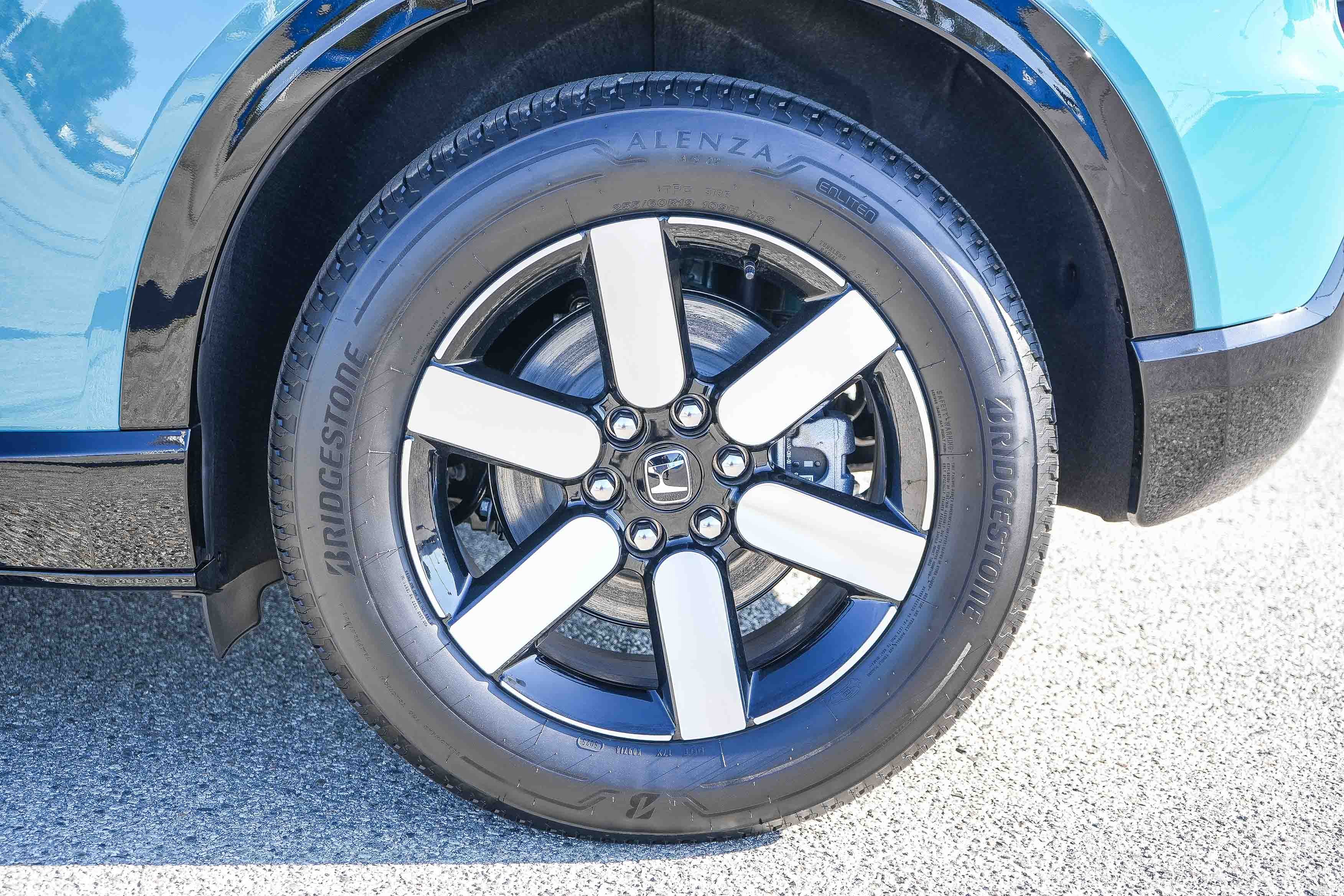 New 2026 Honda Prologue Touring image 11