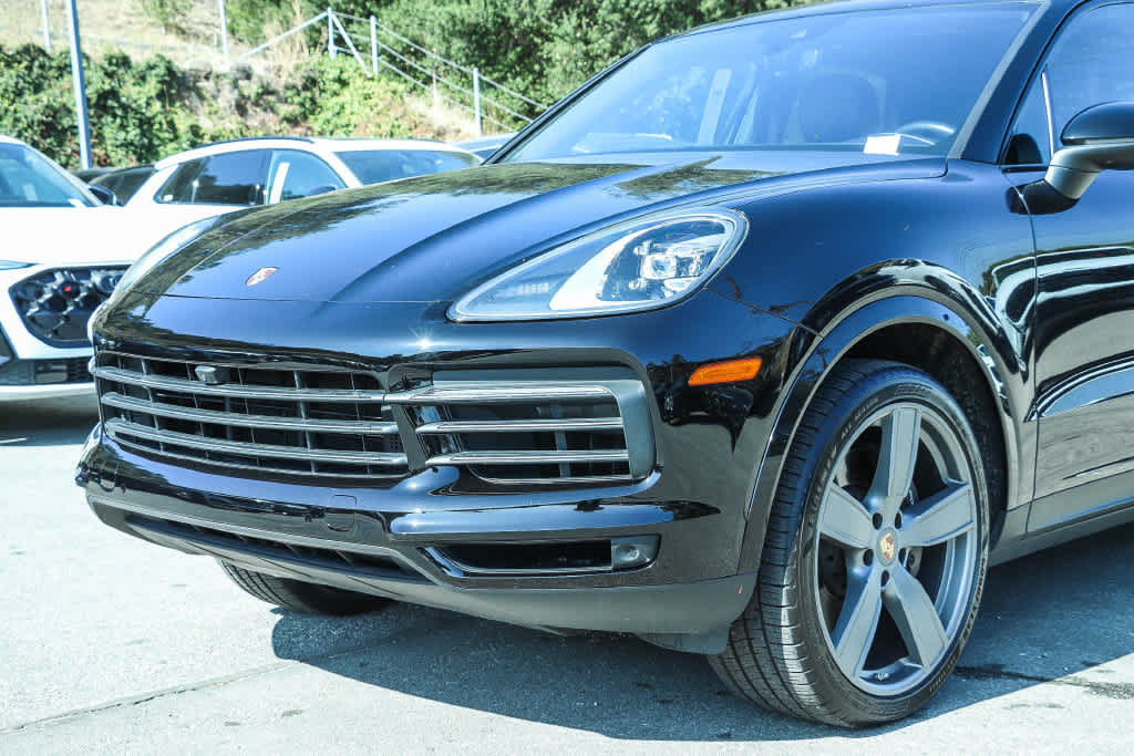 Used 2023 Porsche Cayenne Platinum Edition AWD/4WD image 7