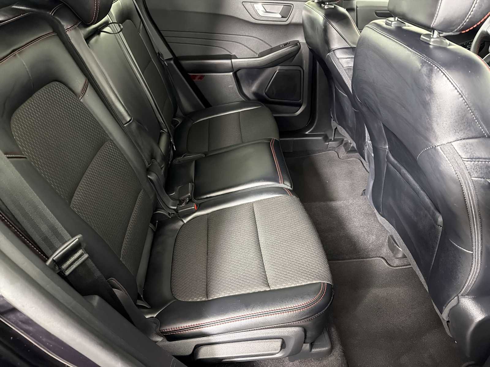 Used 2025 Ford Escape ST-Line image 26