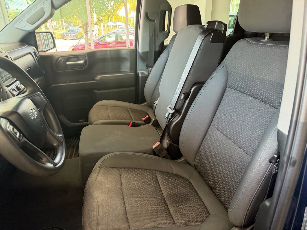 Used 2019 Chevrolet Silverado 1500 Custom Trail Boss w/ Custom Convenience Package AWD/4WD image 9