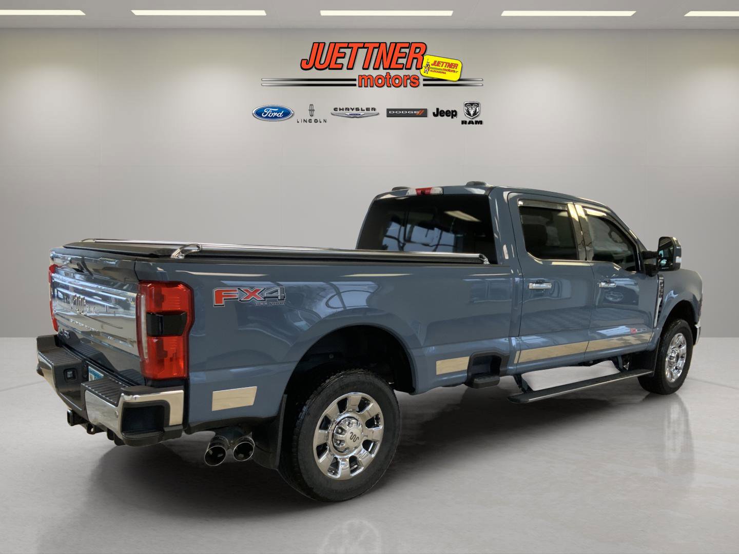 Used 2023 Ford F350 King Ranch w/ Chrome Package image 9