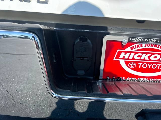 Used 2017 Chevrolet Silverado 1500 LT w/ All Star Edition AWD/4WD image 9