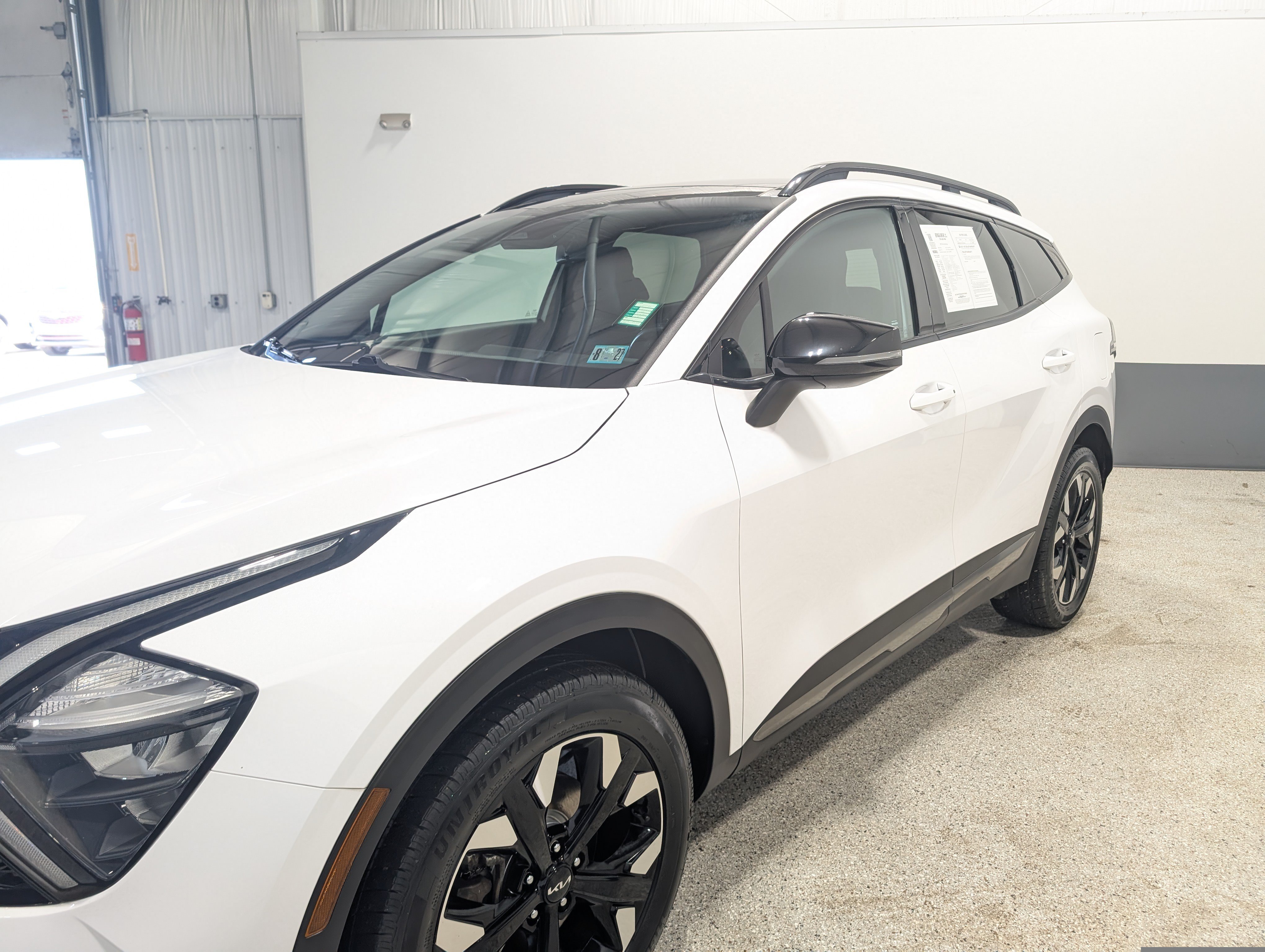 Used 2023 Kia Sportage X-Line w/ X-Line Premium Package AWD/4WD image 7