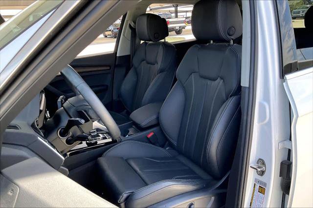 Used 2024 Audi Q5 2.0T Premium w/ Convenience Package AWD/4WD image 8