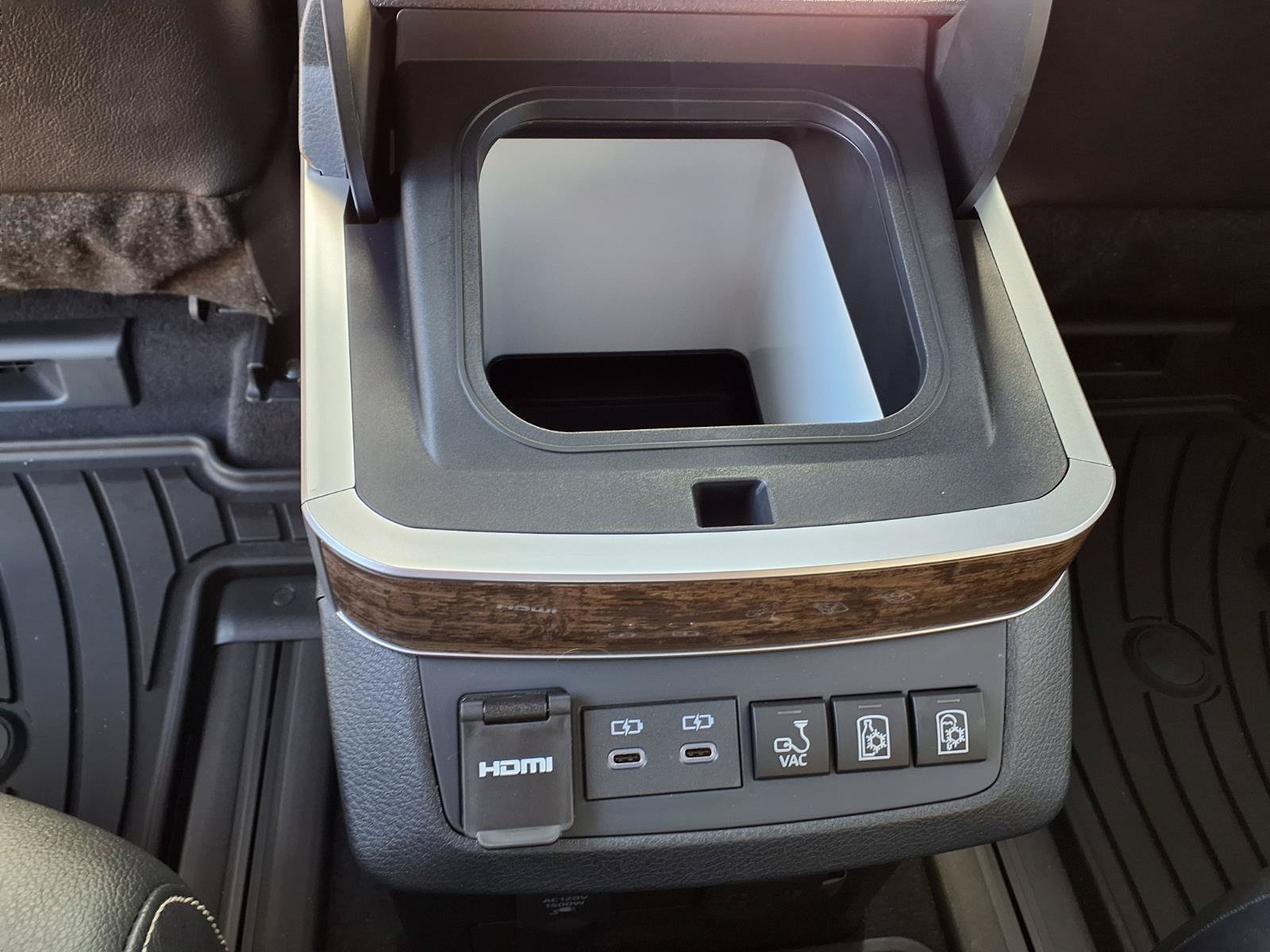 New 2026 Toyota Sienna Platinum AWD/4WD image 16