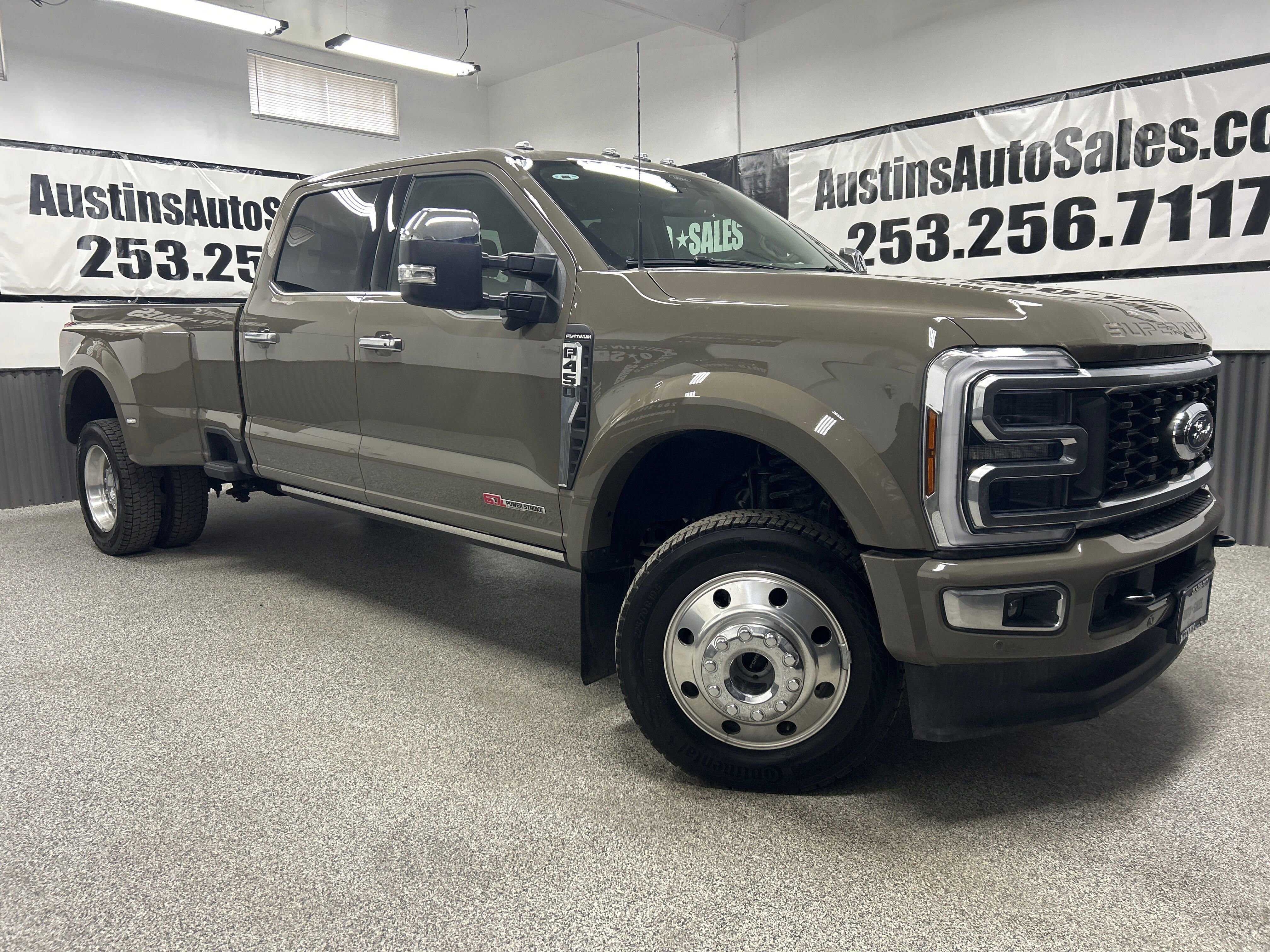 Used 2026 Ford F450 Platinum w/ Platinum Plus Package image 1