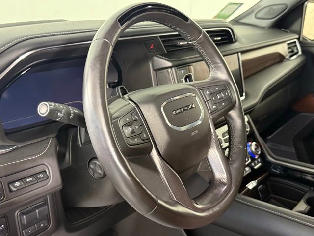 Used 2023 GMC Yukon Denali Ultimate AWD/4WD image 18