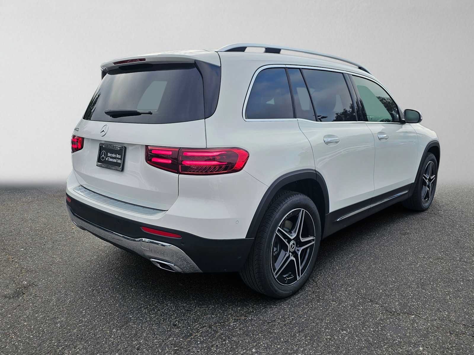 New 2026 Mercedes-Benz GLB 250 image 3