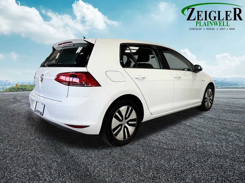 Used 2016 Volkswagen e-Golf SE w/ DC Fast Charging Package FWD image 6