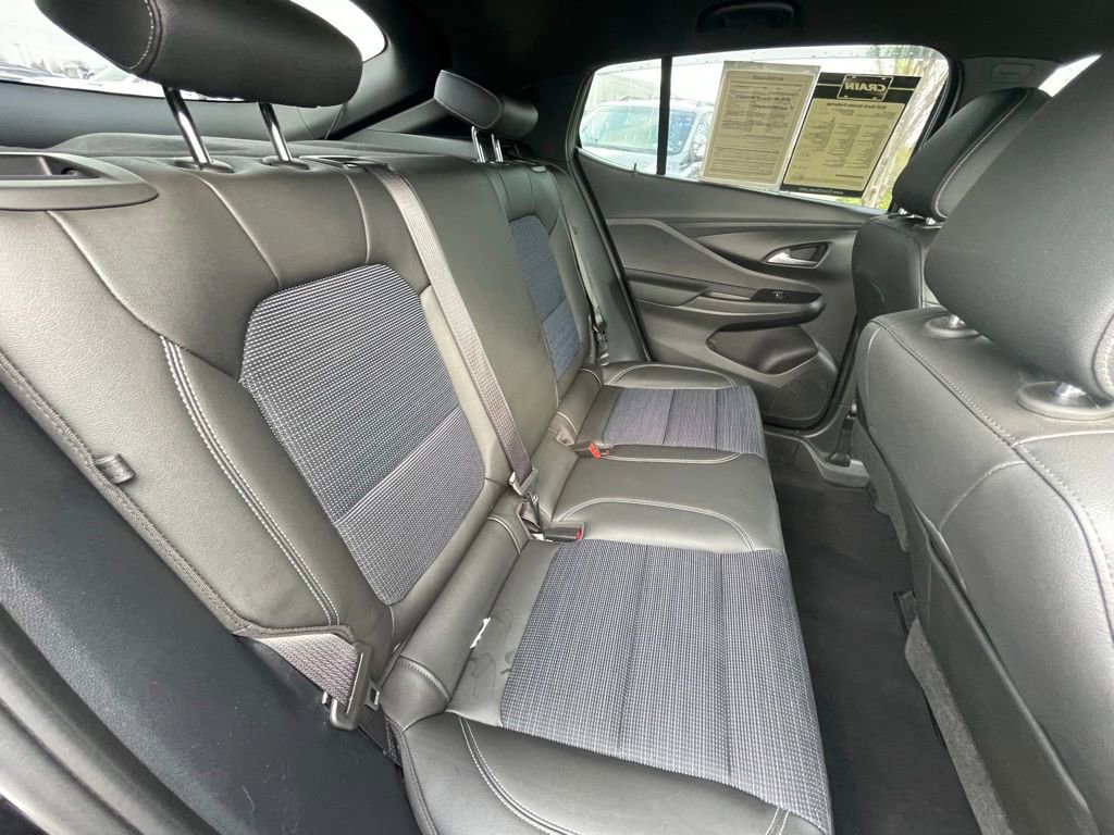 Used 2025 Buick Envista Preferred w/ Convenience I Package image 28