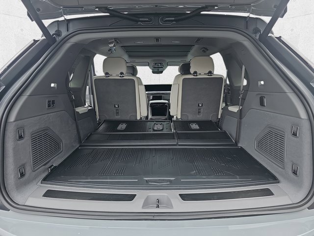 New 2026 Cadillac Escalade IQ Sport 1 w/ LPO, ONYX Package image 14