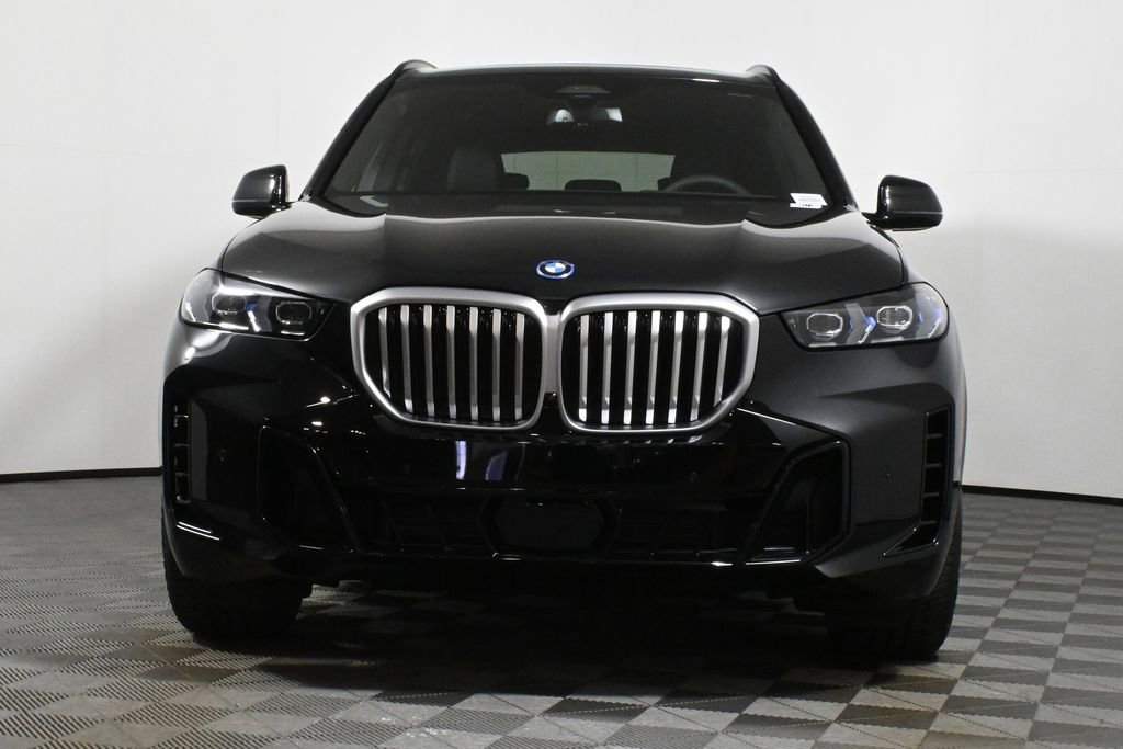 Used 2026 BMW X5 xDrive50e w/ M Sport Package AWD/4WD image 10