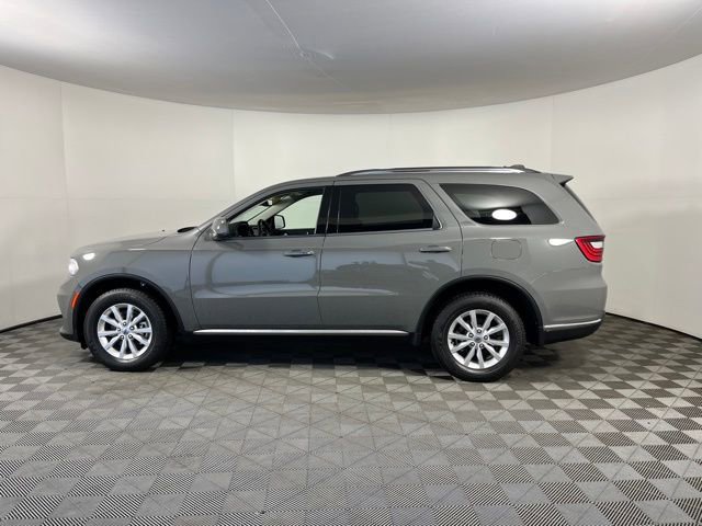 Used 2021 Dodge Durango SXT image 4